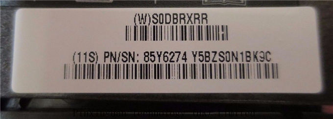 Lecteur de disque dur de serveur d'IBM 900GB 6Gb/s 10K 85Y6274 00Y2684 dans le chariot pour V7000