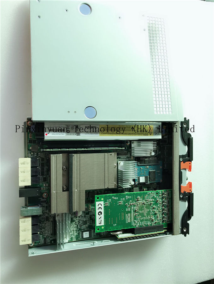 00AR108- performance de la TA 2072 du noeud V3700 du contrôleur V3700 d'incursion de serveur d'IBM Storwize haute